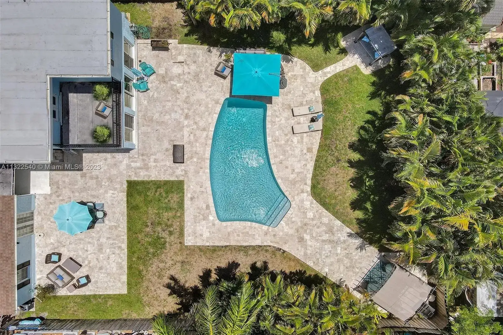 736 NE 34th Ct, Oakland Park FL 33334 photo 4