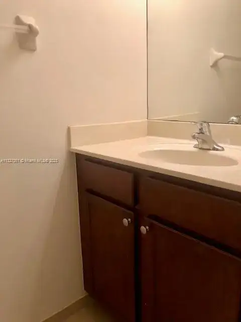 8882 W 35th Ln, Hialeah FL 33018 photo 5