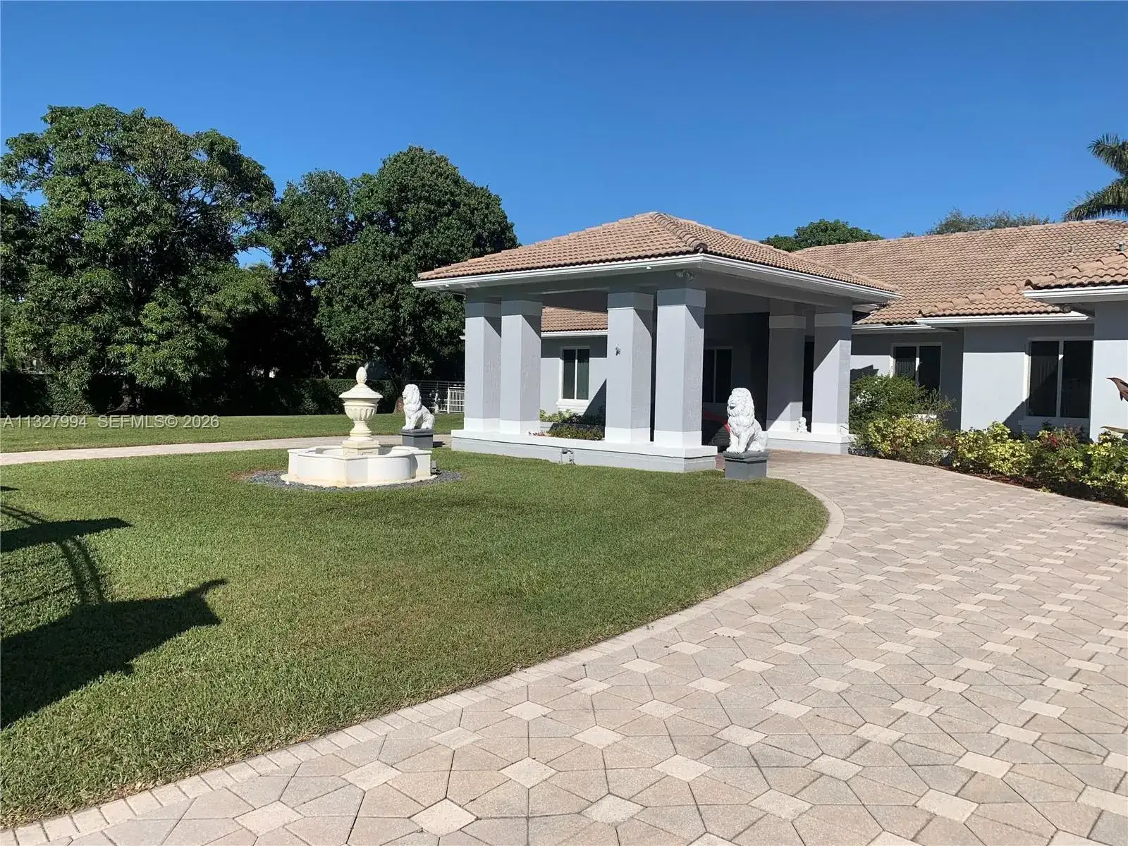 7625 SW 75th Ave, Miami FL 33143 photo 3