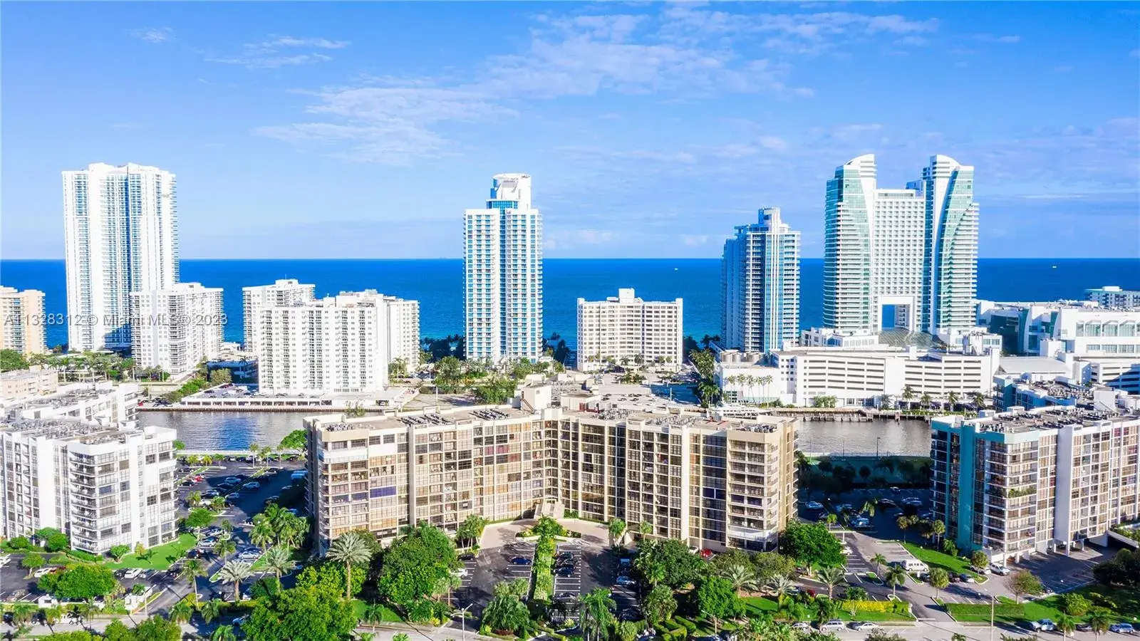 600 Parkview Dr # 1031, Hallandale Beach FL 33009