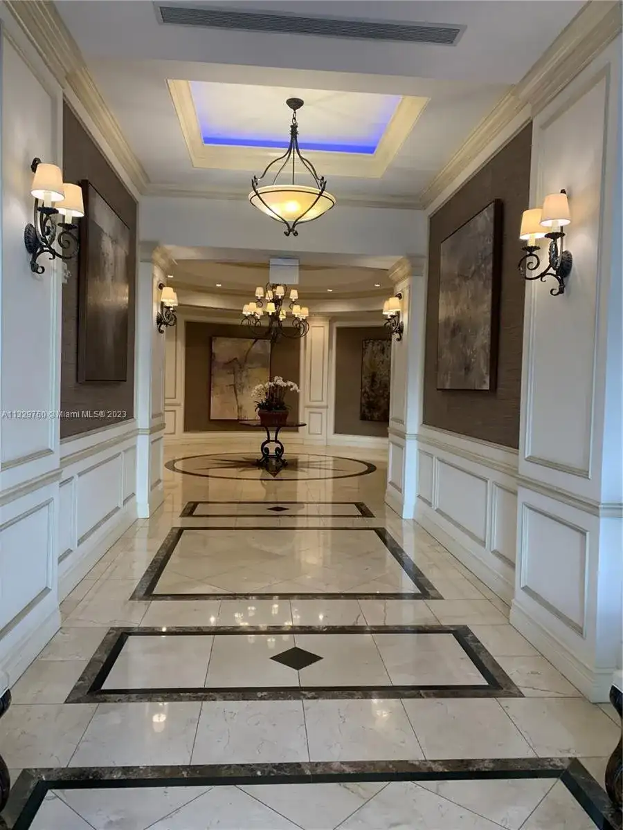1805 Ponce de leon blvd, Coral Gables FL 33134 photo 2