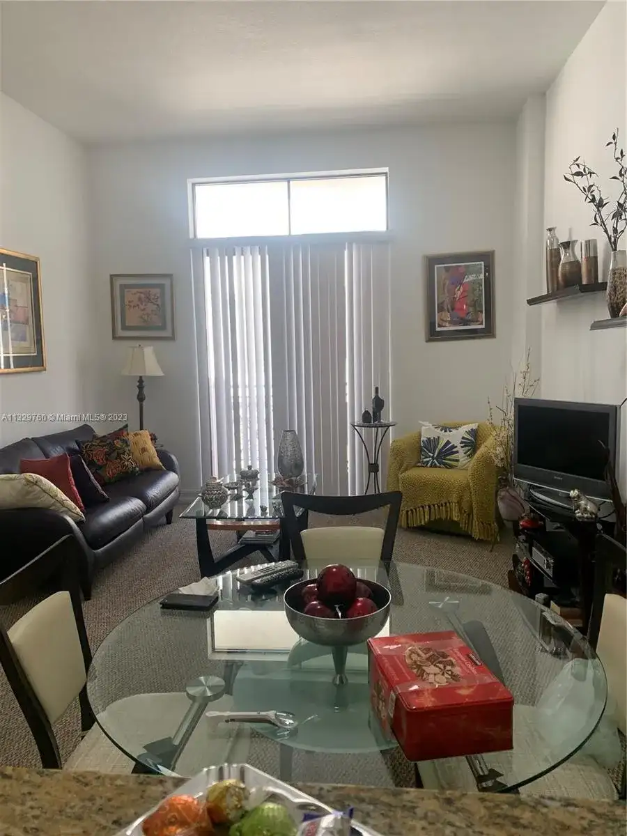 1805 Ponce de leon blvd, Coral Gables FL 33134 photo 4