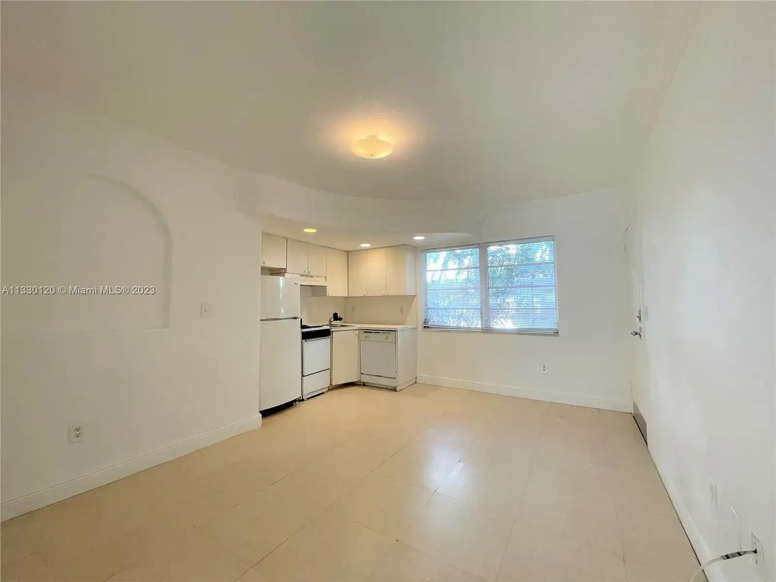 901 Euclid Ave # 5, Miami Beach FL 33139 photo 2