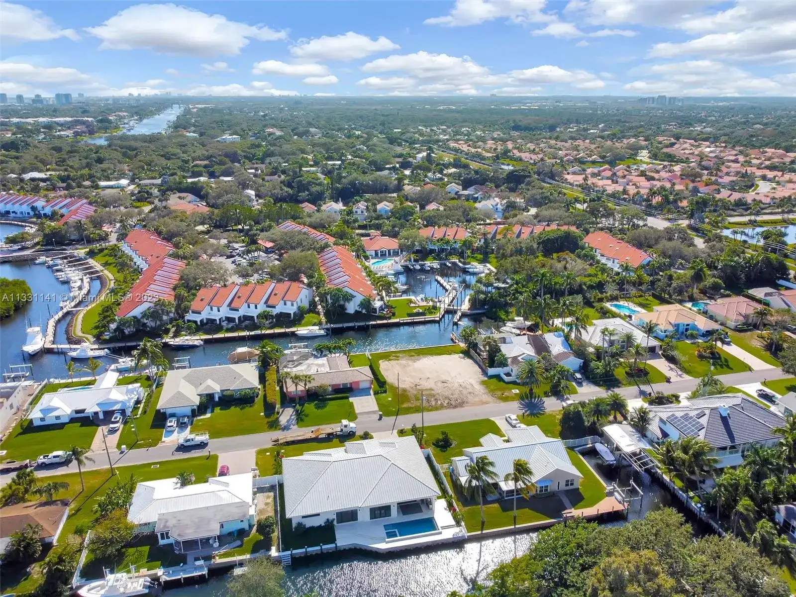 2400 Edward Rd, Palm Beach Gardens FL 33410 photo 4