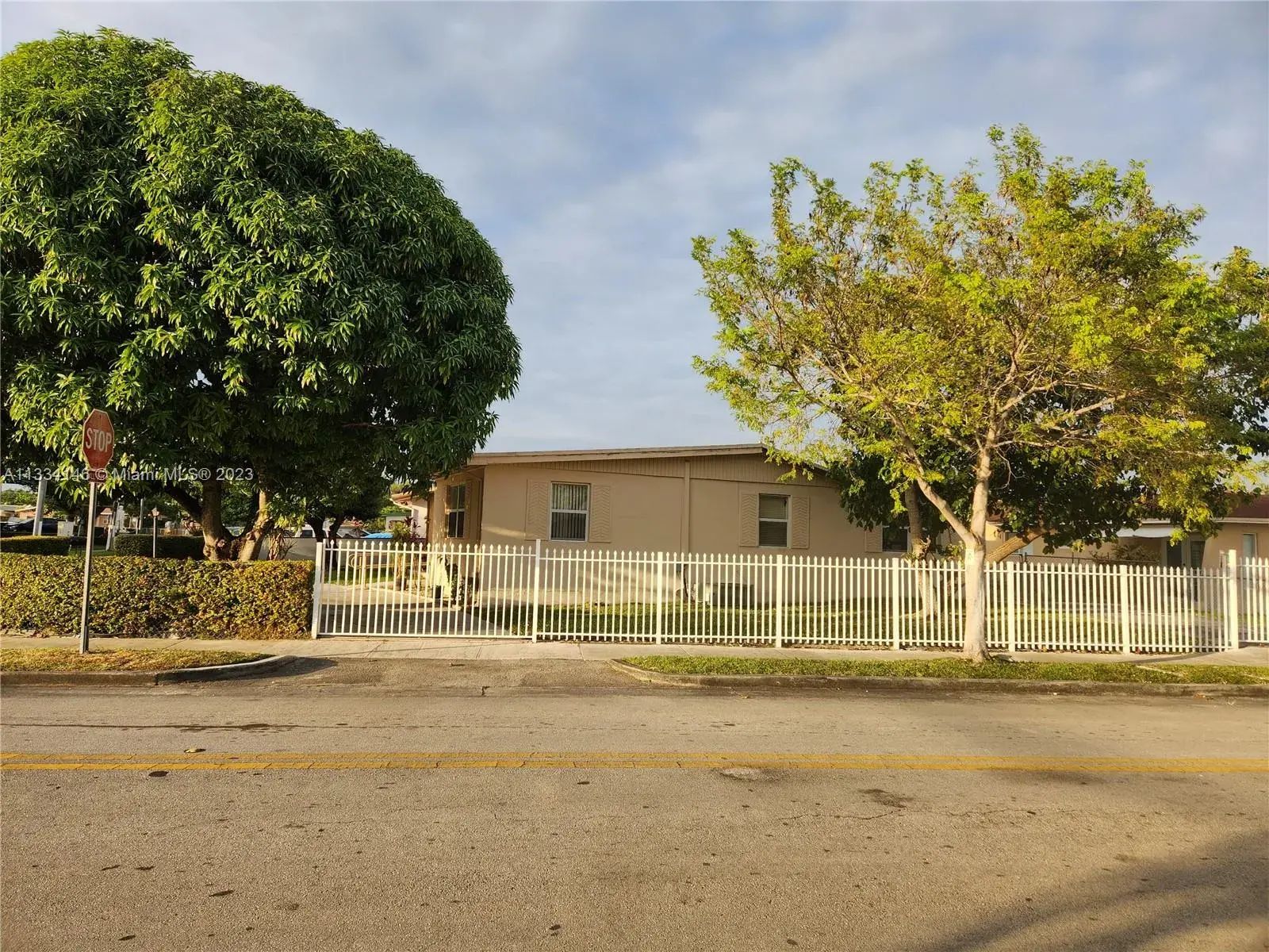 114th Ave, Sweetwater FL 33174