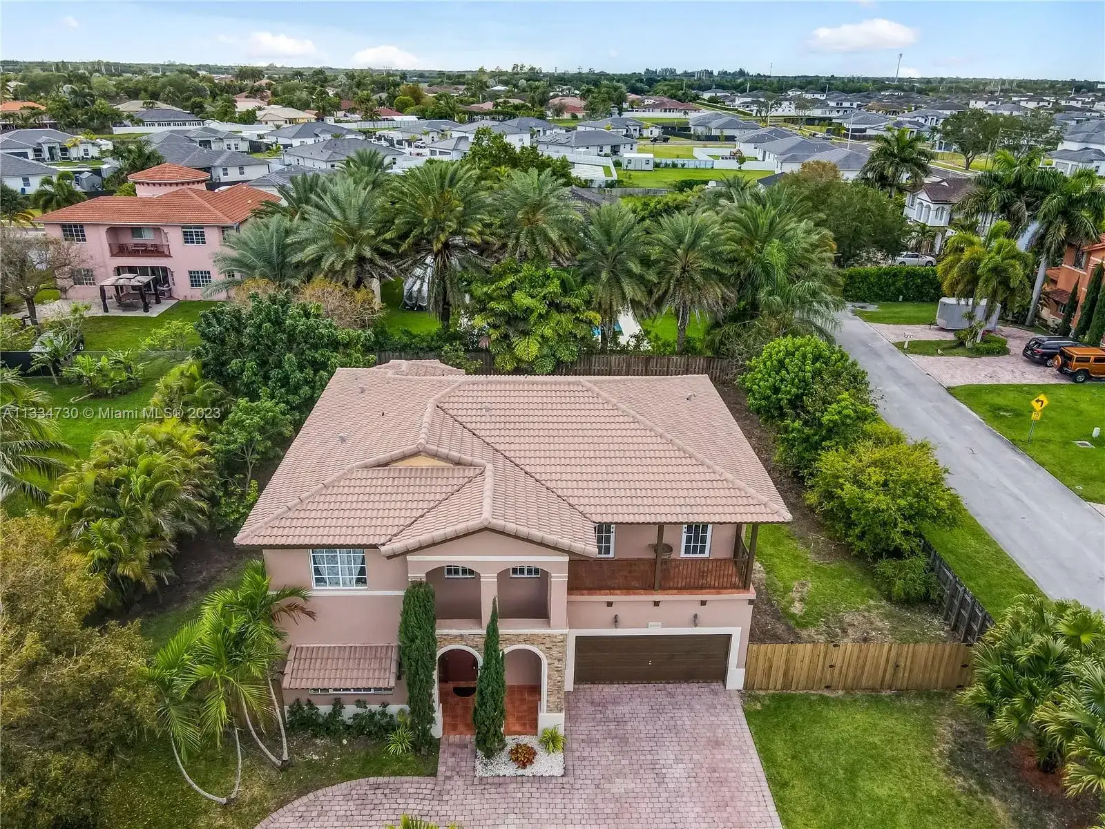 19246 SW 132nd Ave, Miami FL 33177 photo 4