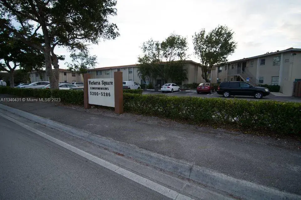 3210 Coral Ridge Dr # 3210, Coral Springs FL 33065