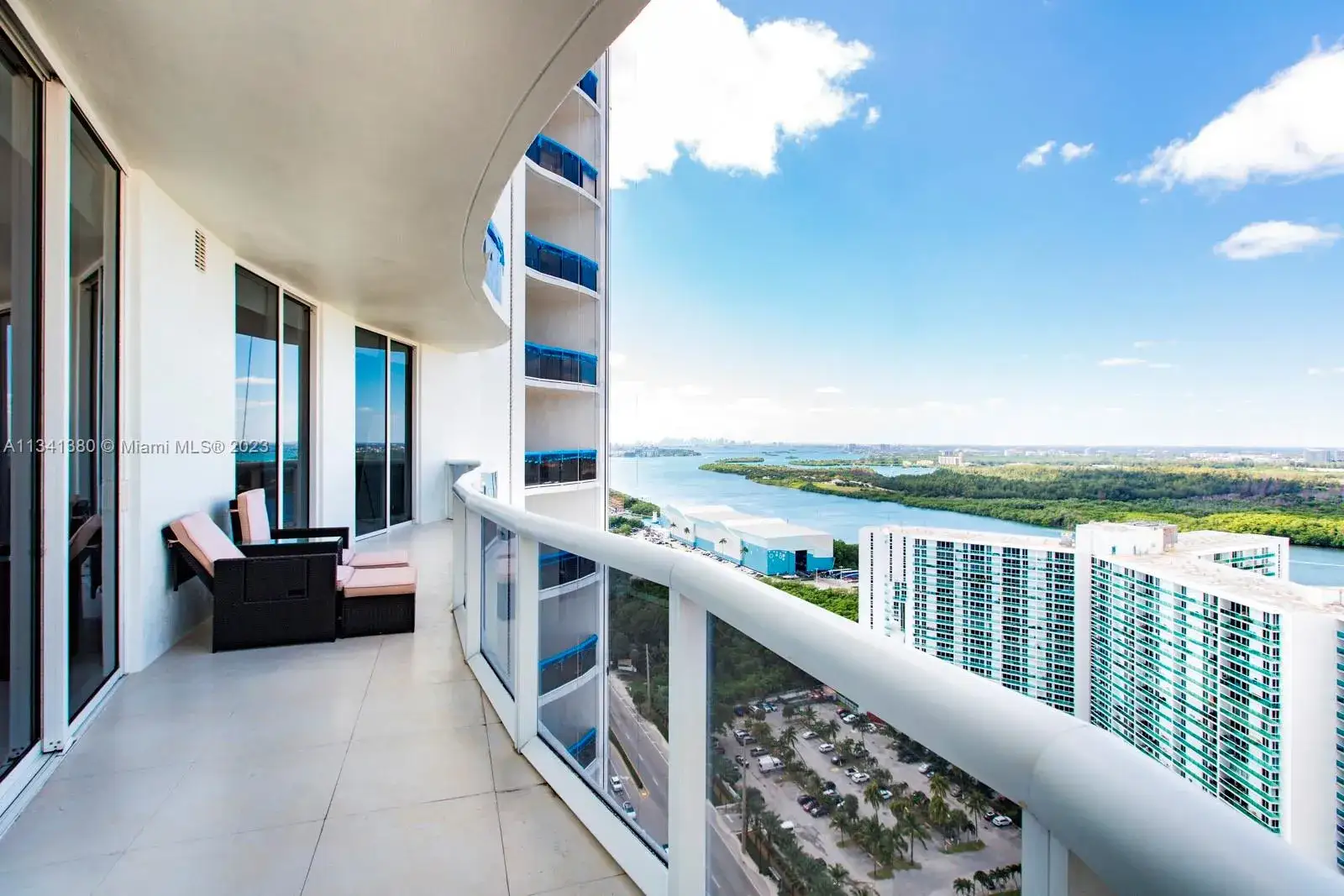 15811 Collins Ave # 2705, Sunny Isles Beach FL 33160