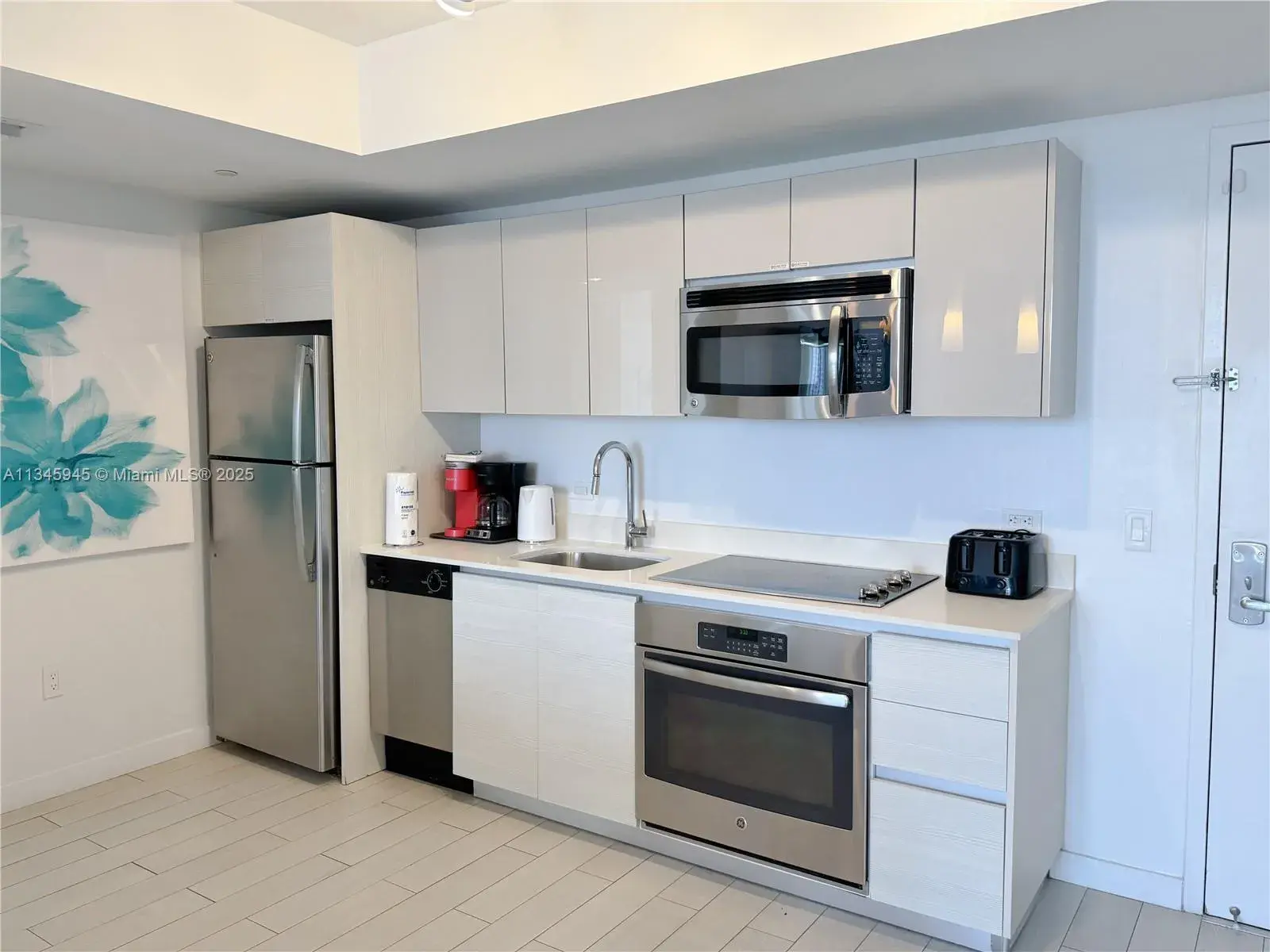 2602 E HALLANDALE BEACH BLVD # R1409, Hallandale Beach FL 33009