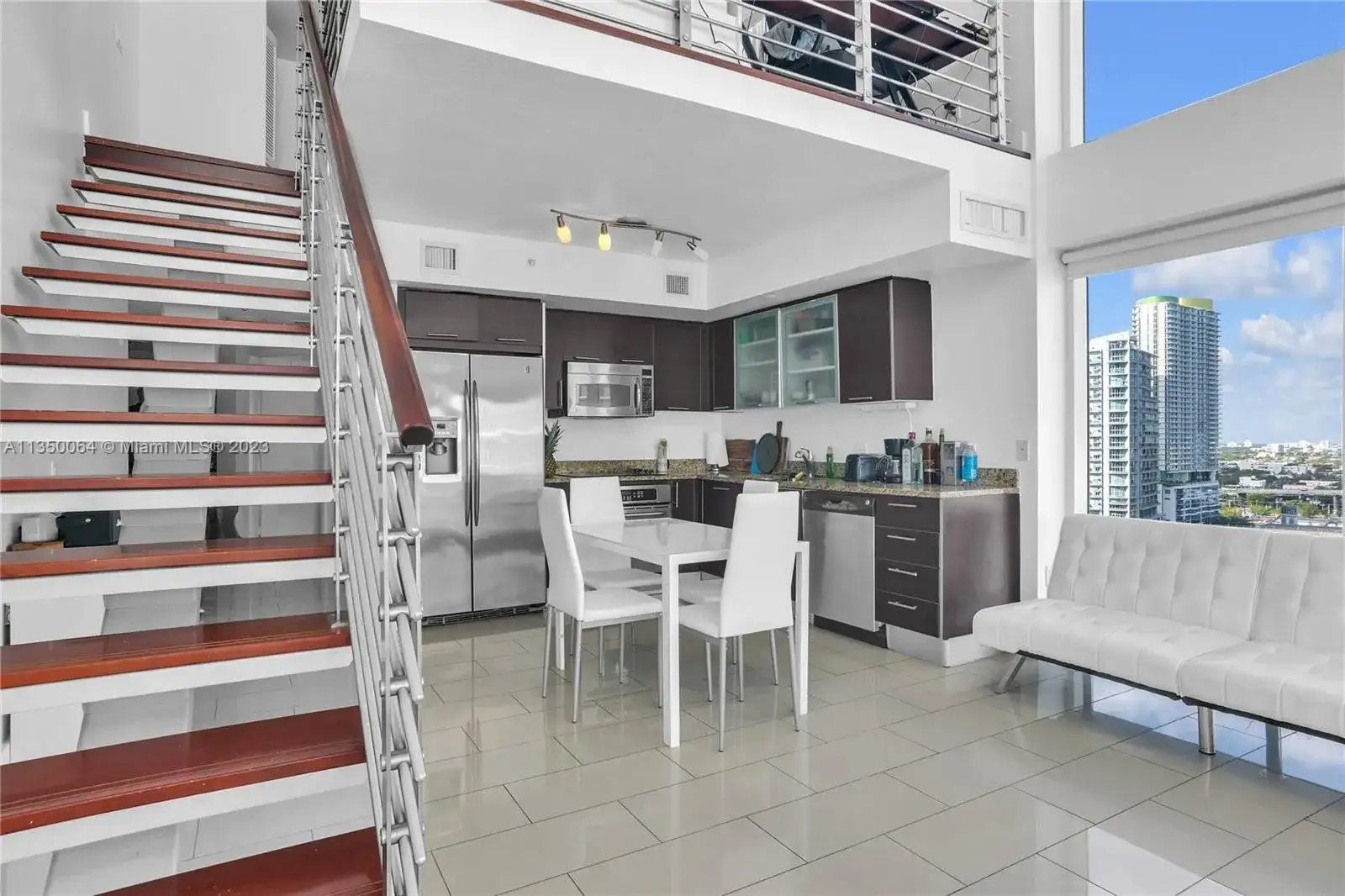 41 SE 5th St # 1217, Miami FL 33131 photo 2