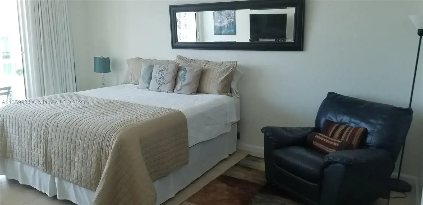 1200 Brickell Bay Dr # 4322, Miami FL 33131 photo 3