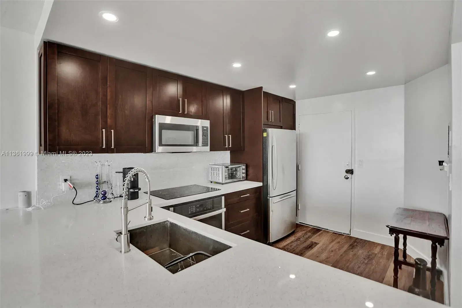 1351 NE Miami Gardens Dr # 1602E, Miami FL 33179
