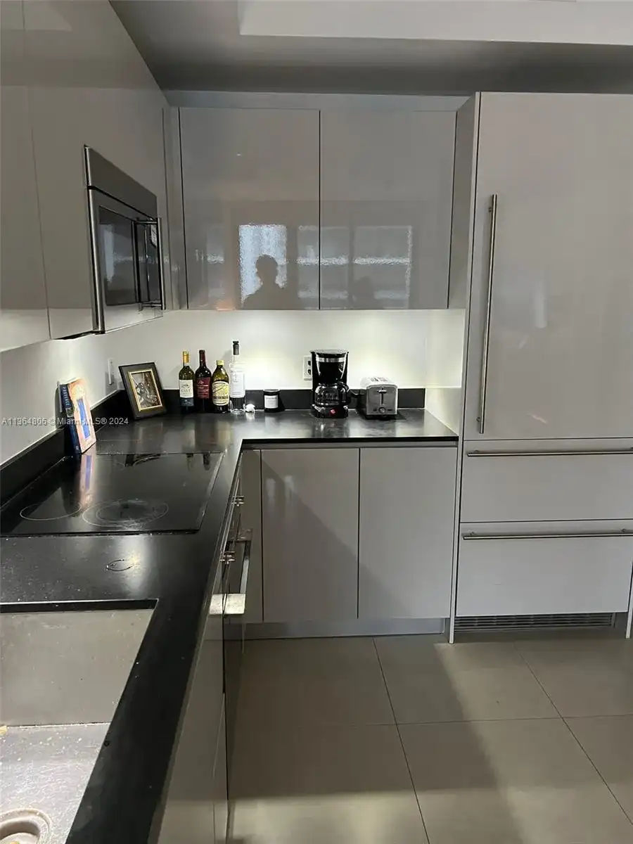1010 Brickell Ave # 2010, Miami FL 33131