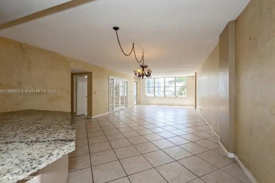 3725 S Ocean Dr # 424, Hollywood FL 33019