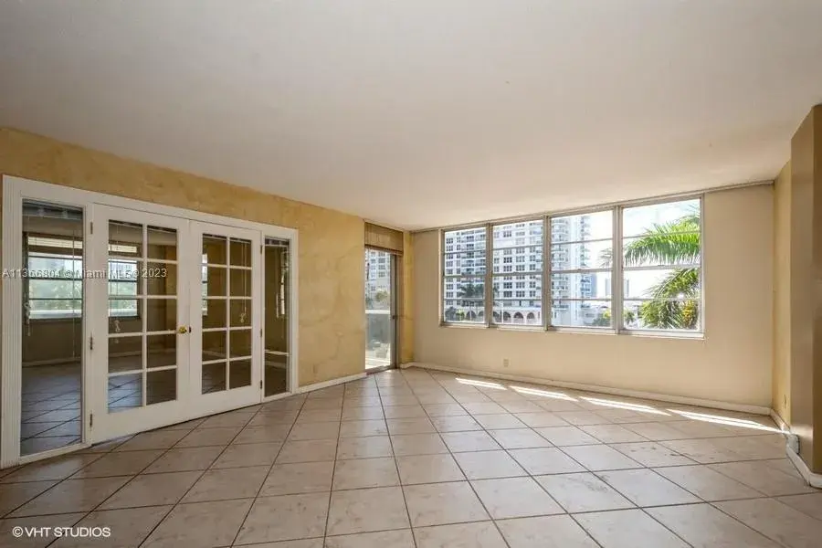 3725 S Ocean Dr # 424, Hollywood FL 33019