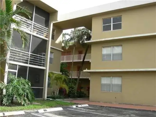 4205 N University Dr # 304, Sunrise FL 33351 photo 2