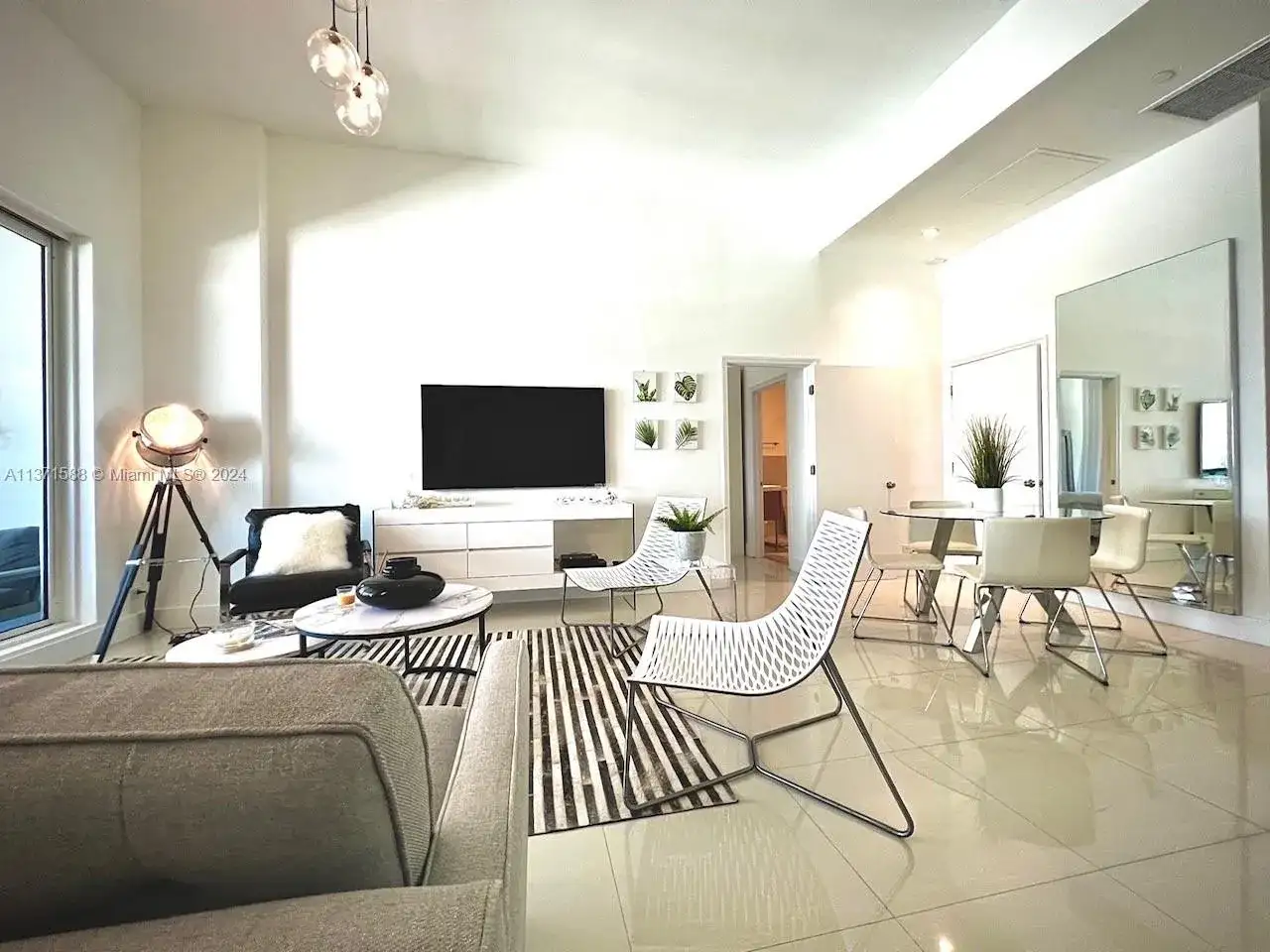 2301 Collins Ave # 1626, Miami Beach FL 33139 photo 2