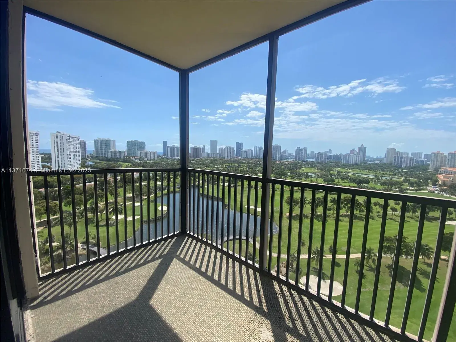 20379 W Country Club Dr # 1934, Aventura FL 33180