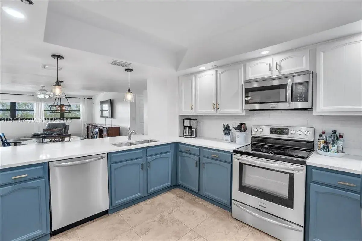 3200 Port Royale Dr N # 809, Fort Lauderdale FL 33308