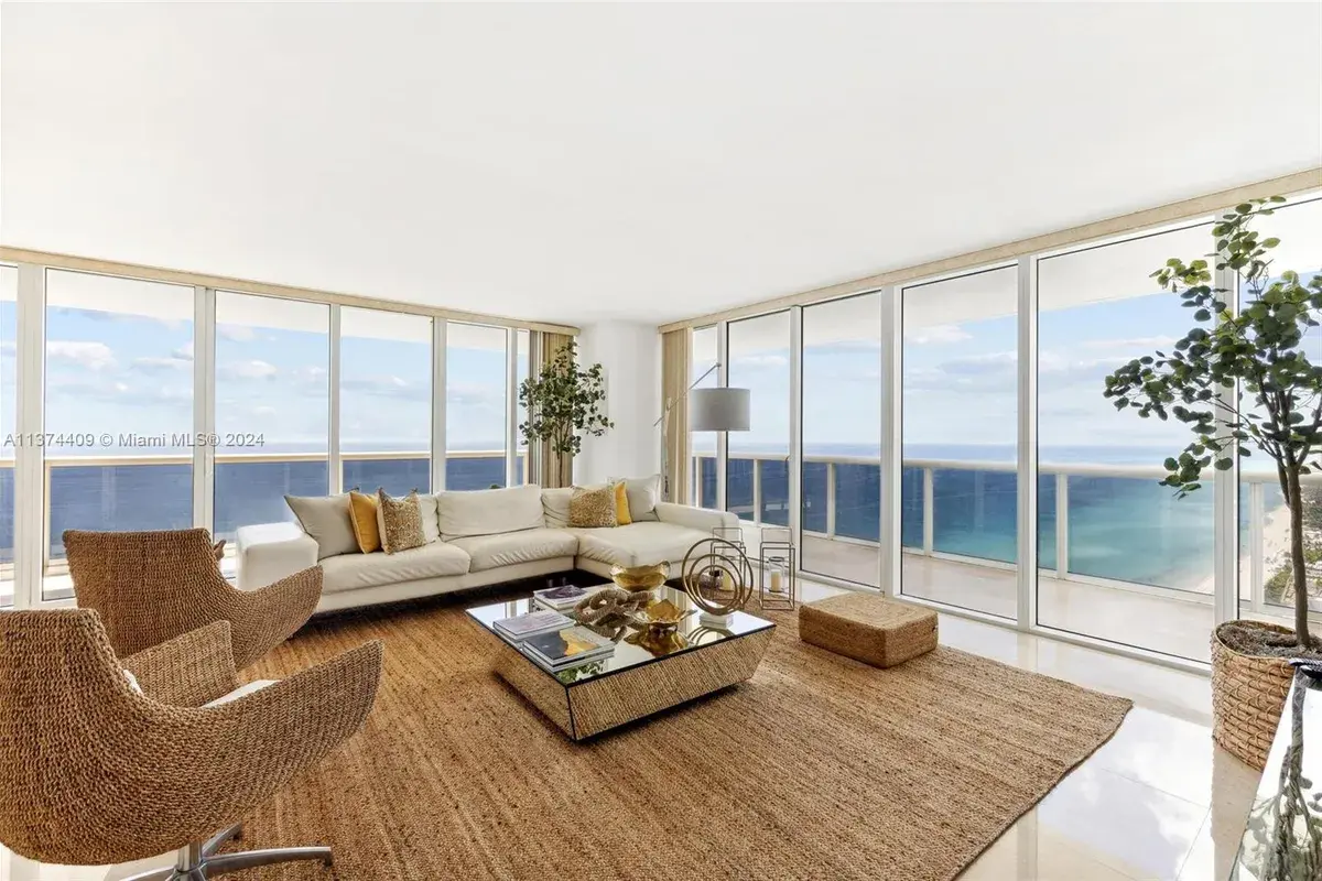 1830 S OCEAN DR # 4002, Hallandale Beach FL 33009