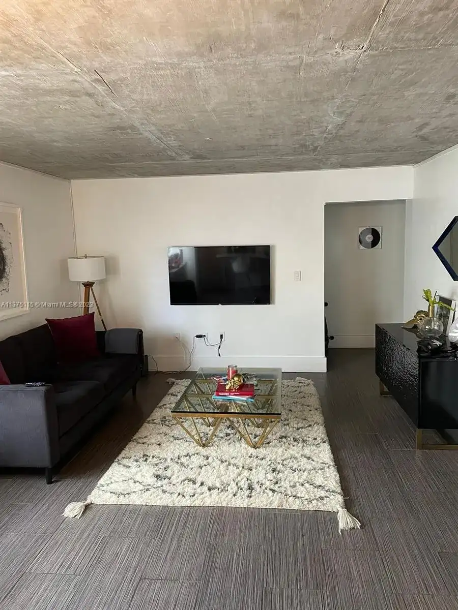 753 Michigan Ave # 2E, Miami Beach FL 33139 photo 4