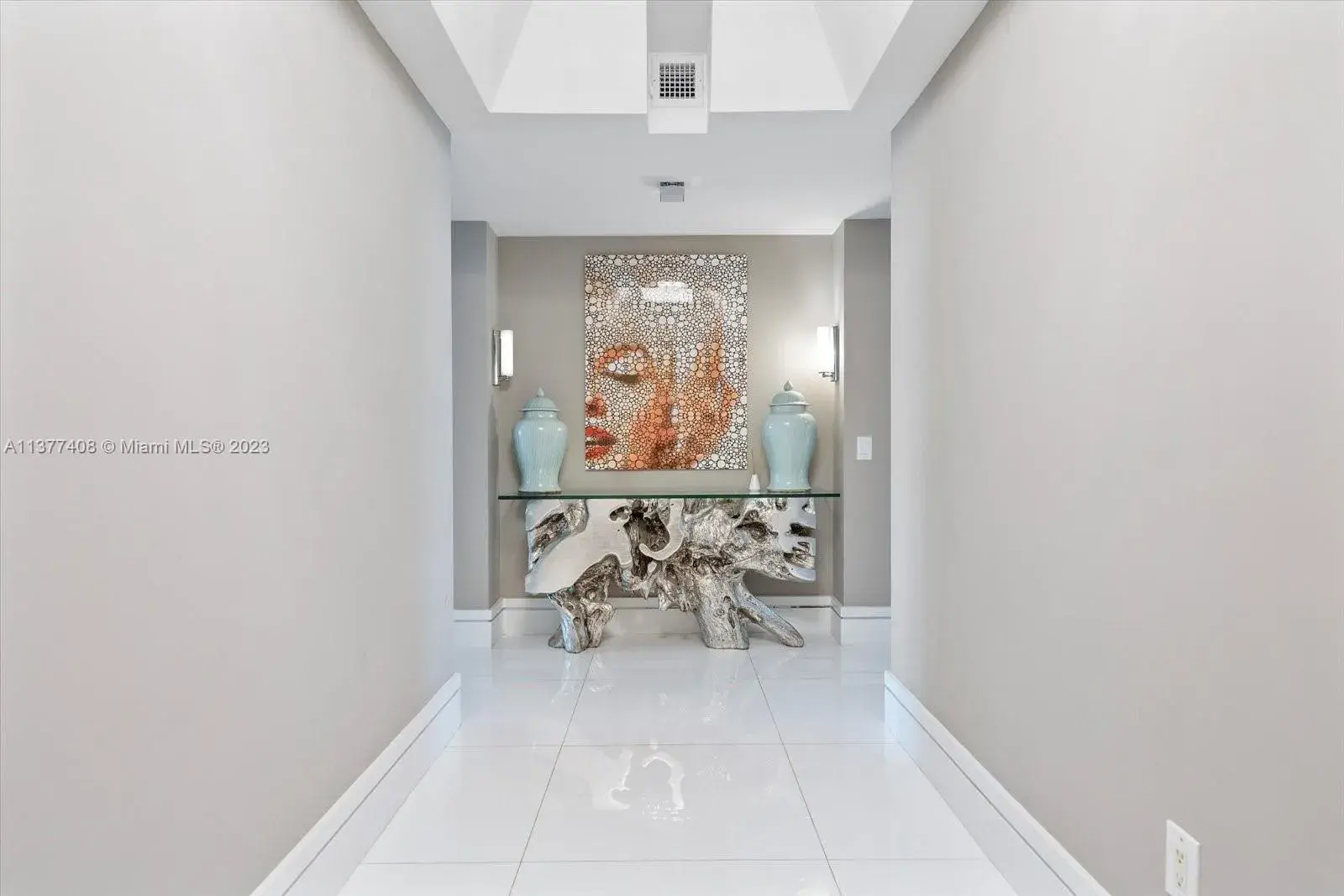 6899 Collins Ave # 702, Miami Beach FL 33141