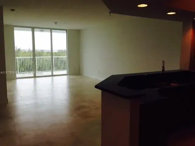 15051 Royal Oaks Ln # 1103, North Miami FL 33181 photo 5