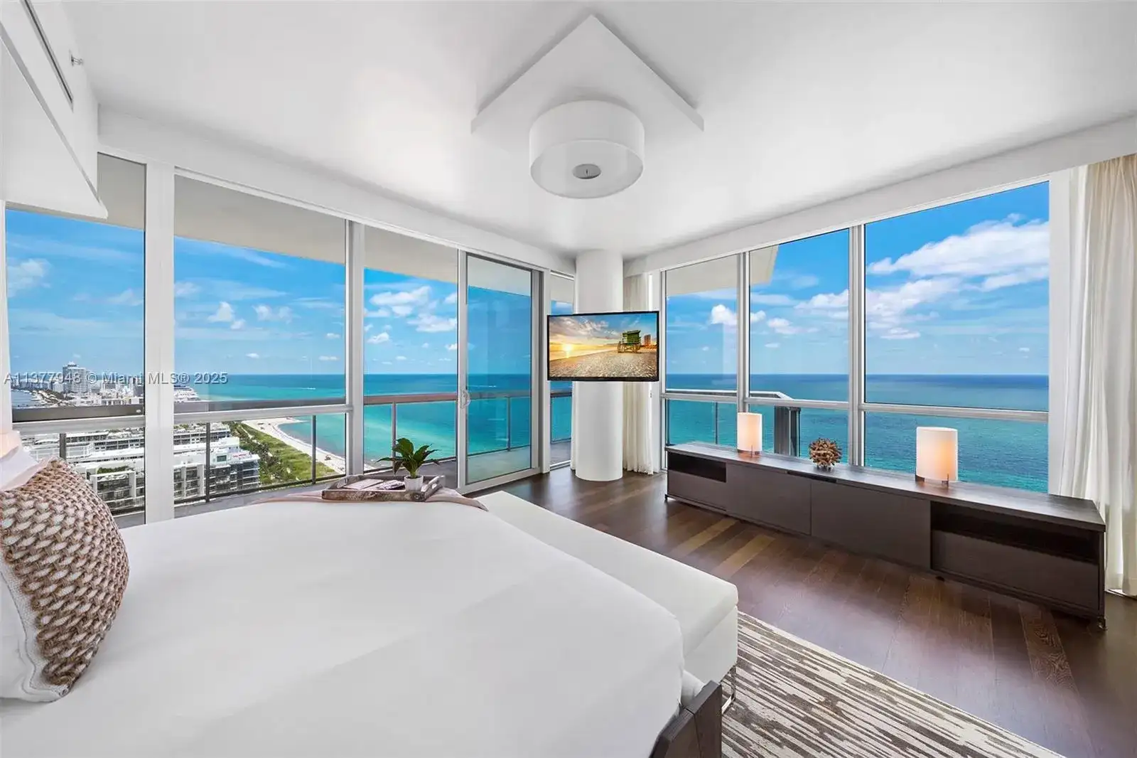 101 20th St # 3909, Miami Beach FL 33139 photo 3