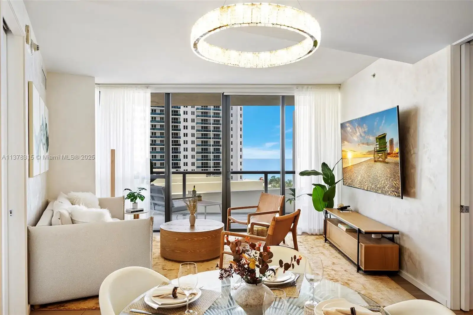 2201 Collins Ave # 811, Miami Beach FL 33139 photo 2