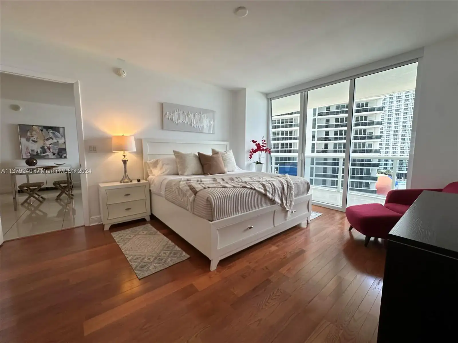 1830 S Ocean Dr # 2010, Hallandale Beach FL 33009 photo 4