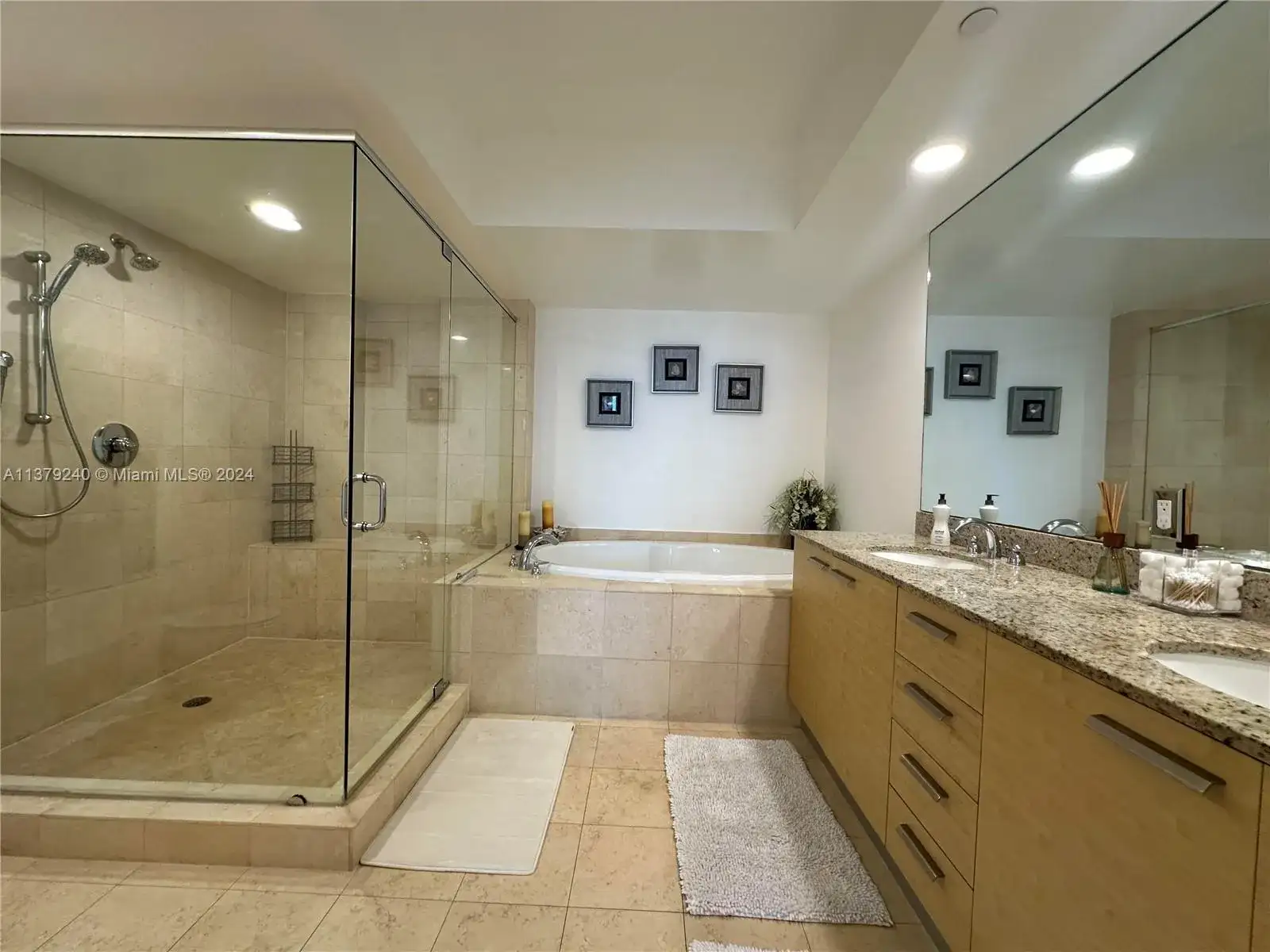 1830 S Ocean Dr # 2010, Hallandale Beach FL 33009 photo 5