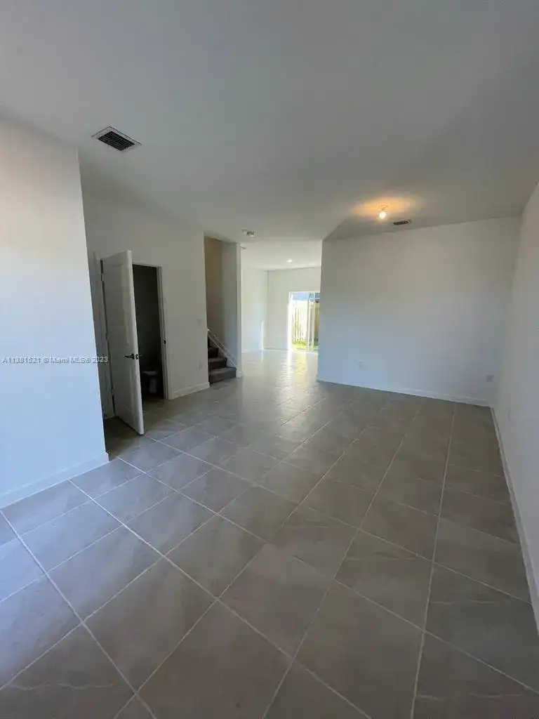 2634 SE 11th Ct # 2634, Homestead FL 33035 photo 4
