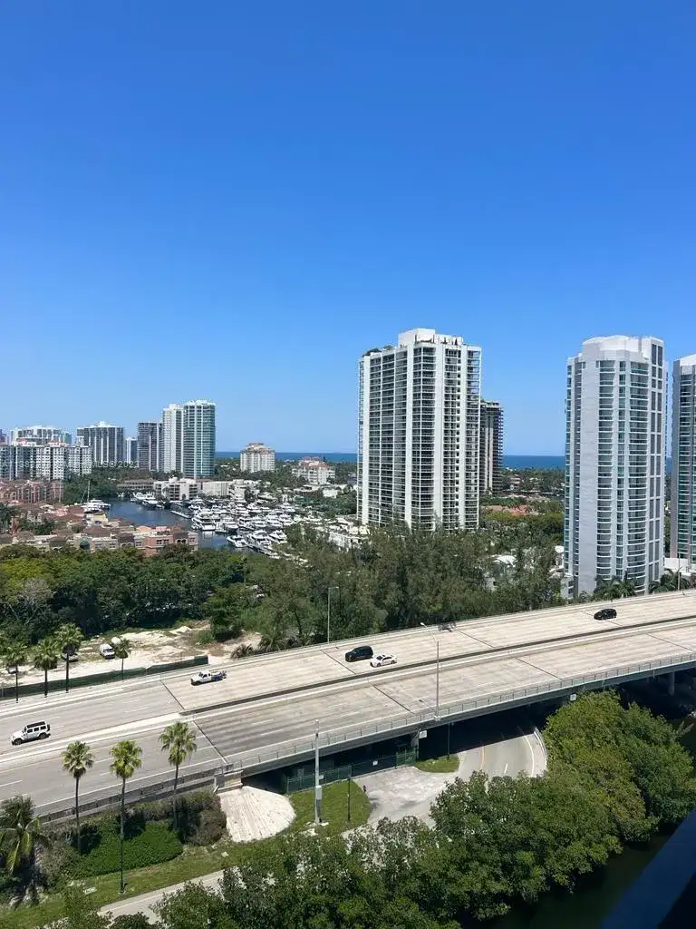 3500 Mystic Pointe Dr # 1804, Aventura FL 33180 photo 3
