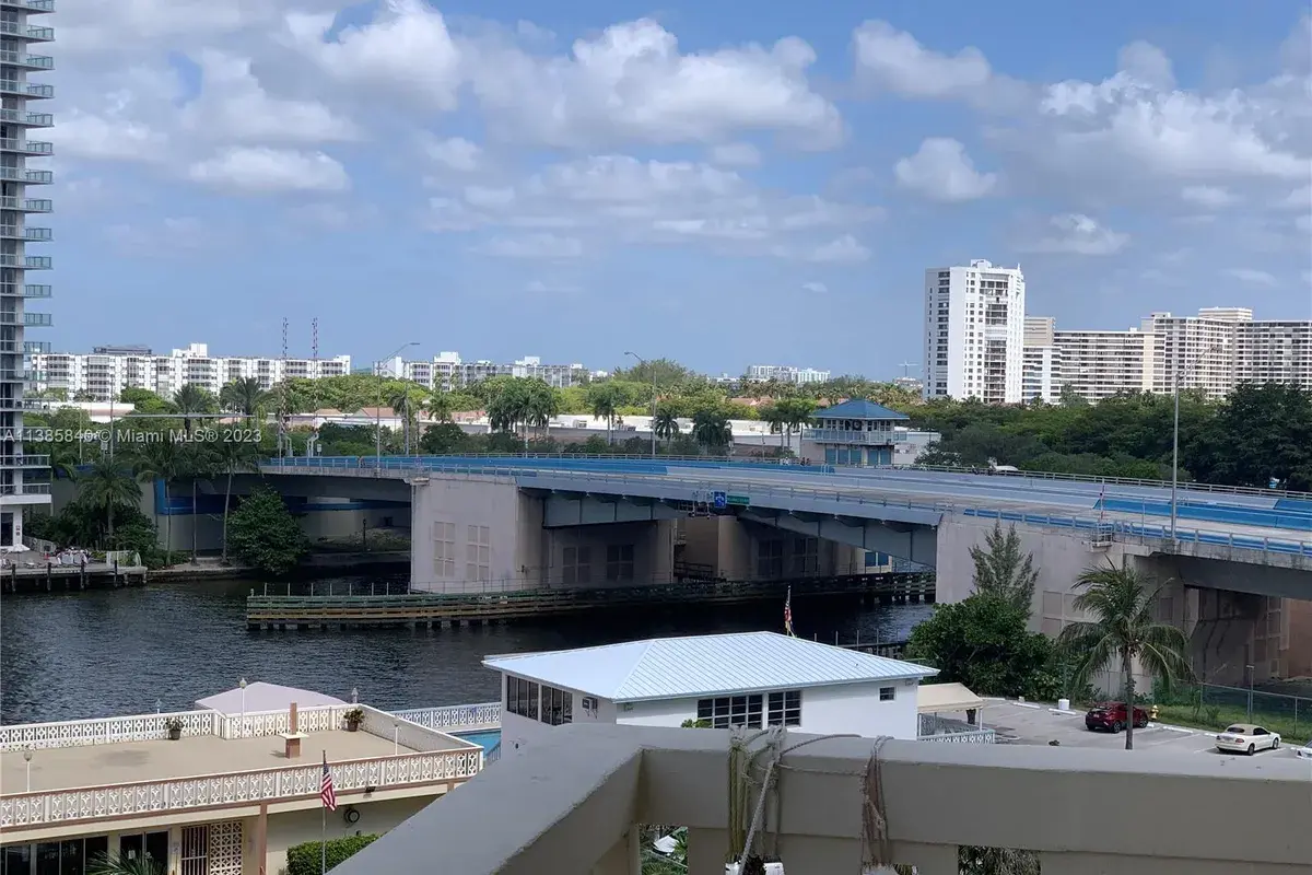 1825 S Ocean Dr # 708, Hallandale Beach FL 33009