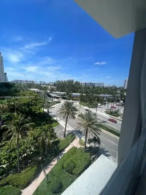 19201 Collins Ave # 540, Sunny Isles Beach FL 33160 photo 2