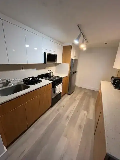 19201 Collins Ave # 540, Sunny Isles Beach FL 33160 photo 3
