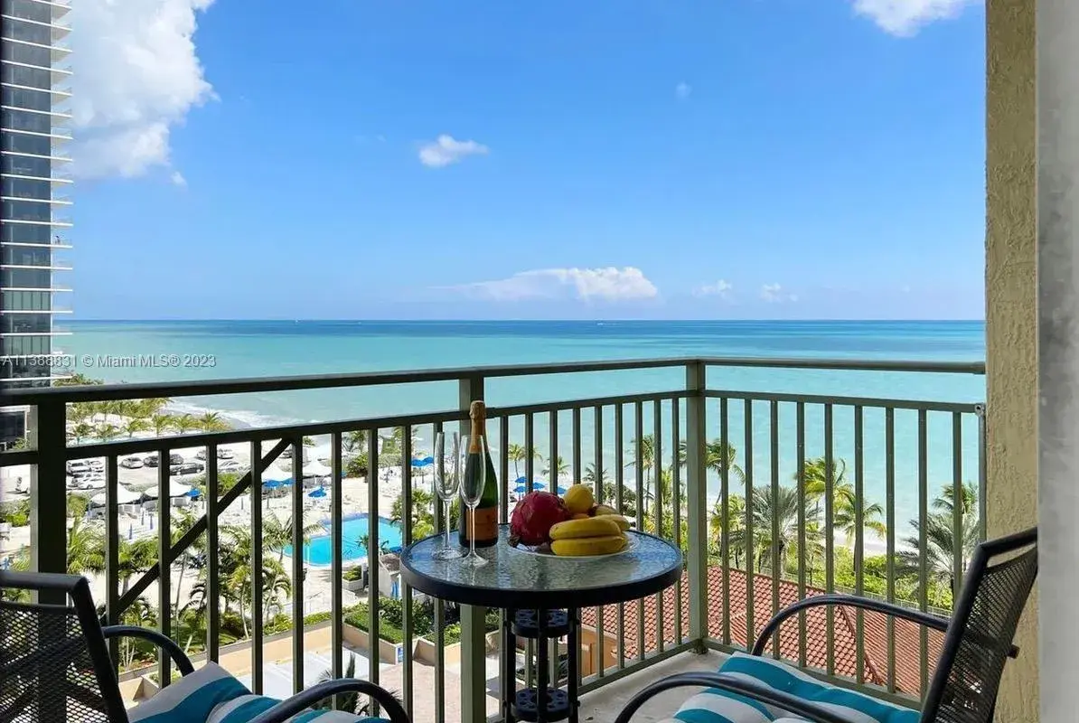 2080 S Ocean Dr # 806, Hallandale Beach FL 33009
