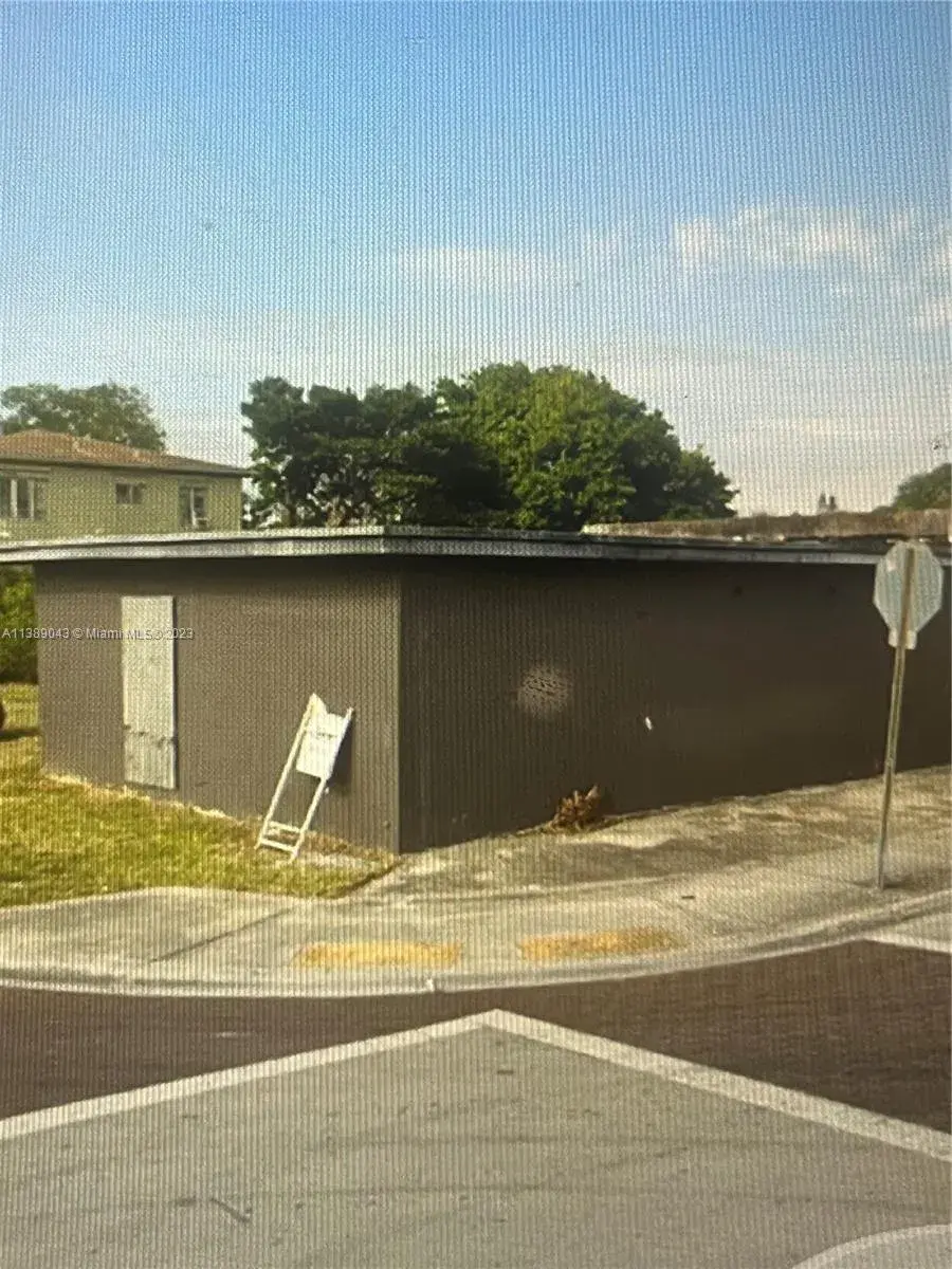 6840 NW 15th Ave, Miami FL 33147