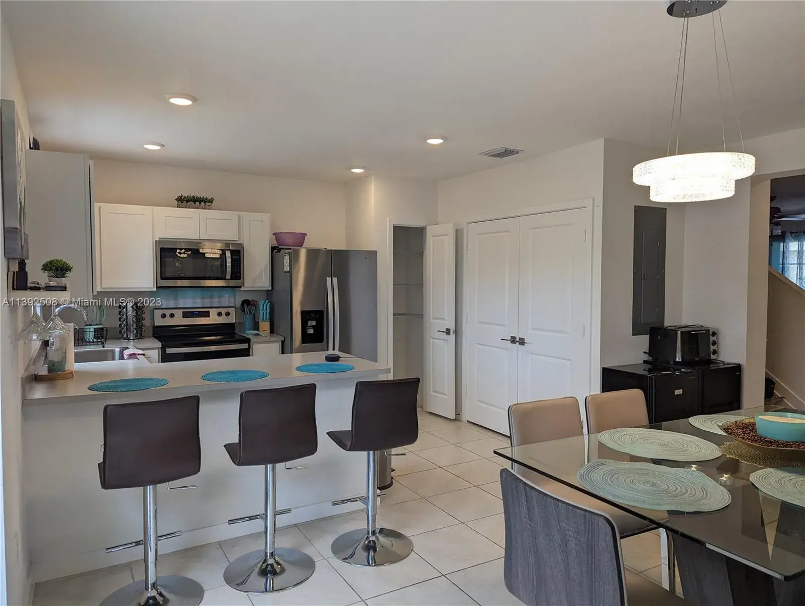 327 NE 5th Pl, Florida City FL 33034