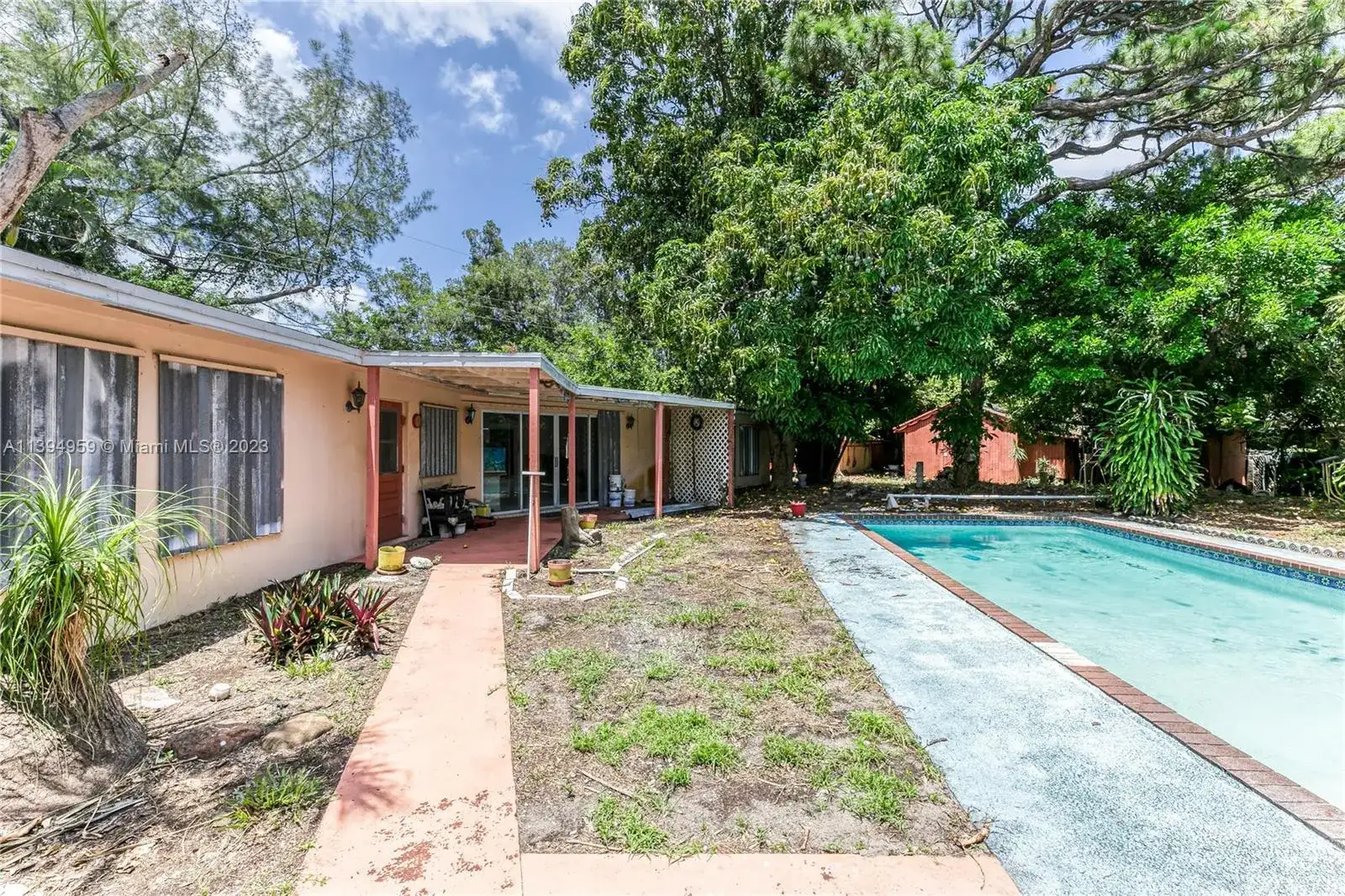 1899 NE 49th Ct, Pompano Beach FL 33064 photo 4