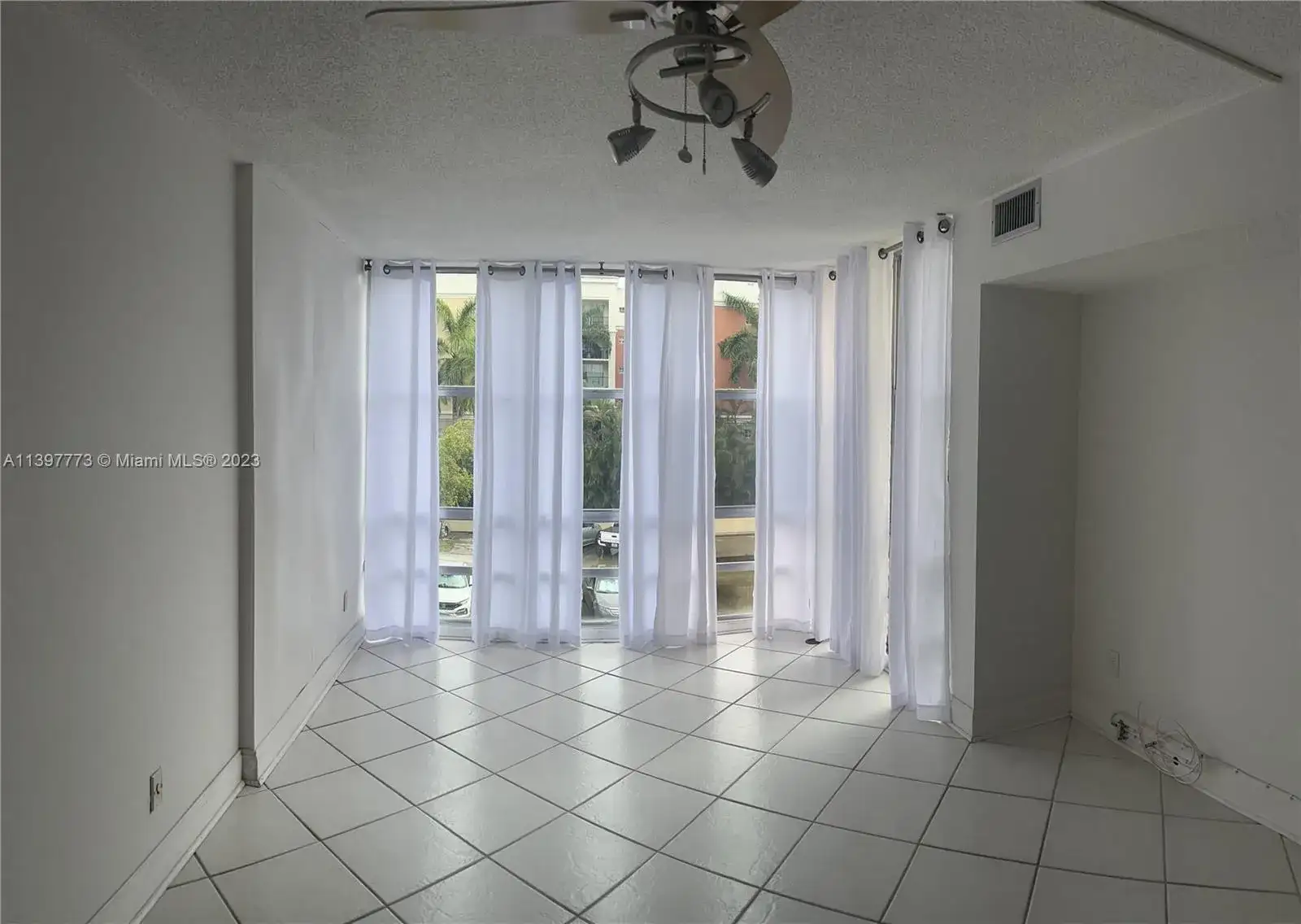 210 172nd St # 338, Sunny Isles Beach FL 33160 photo 3