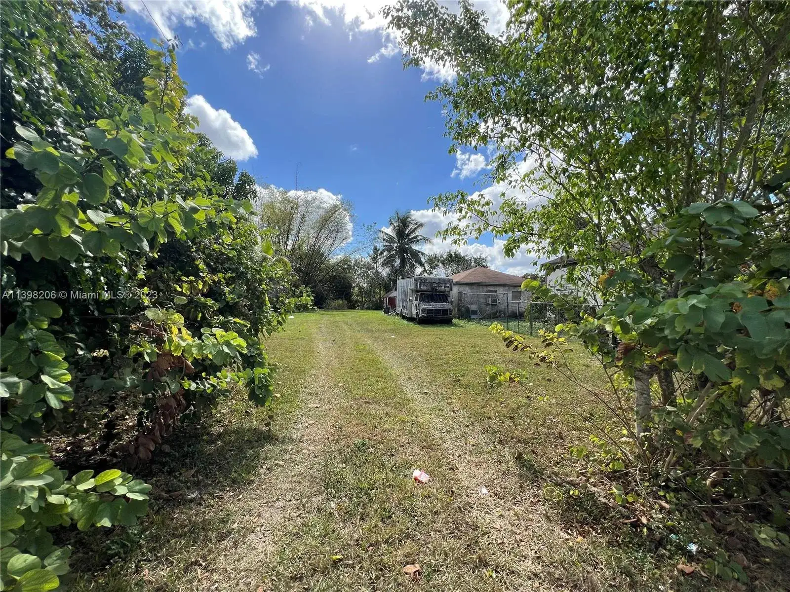 145 NW 6th Ave, Florida City FL 33034 photo 2