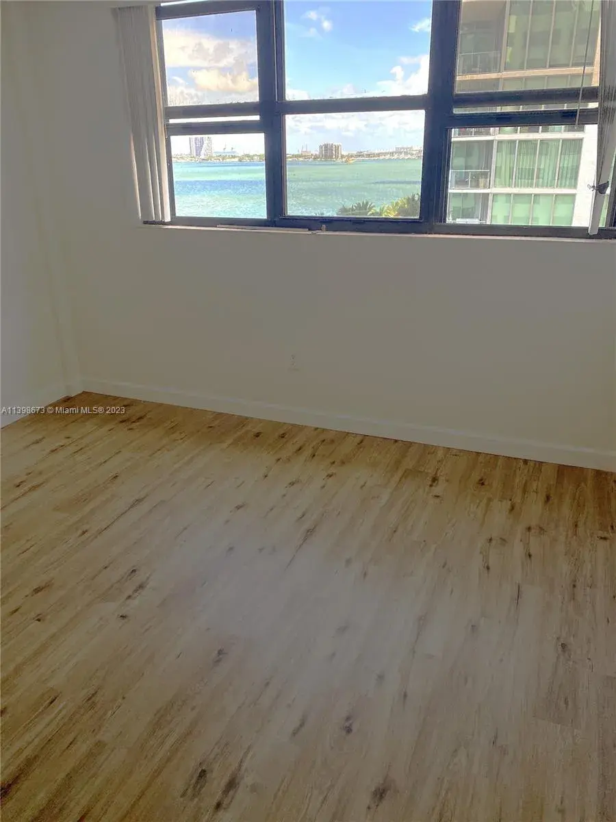 555 NE 30th St # 603, Miami FL 33137