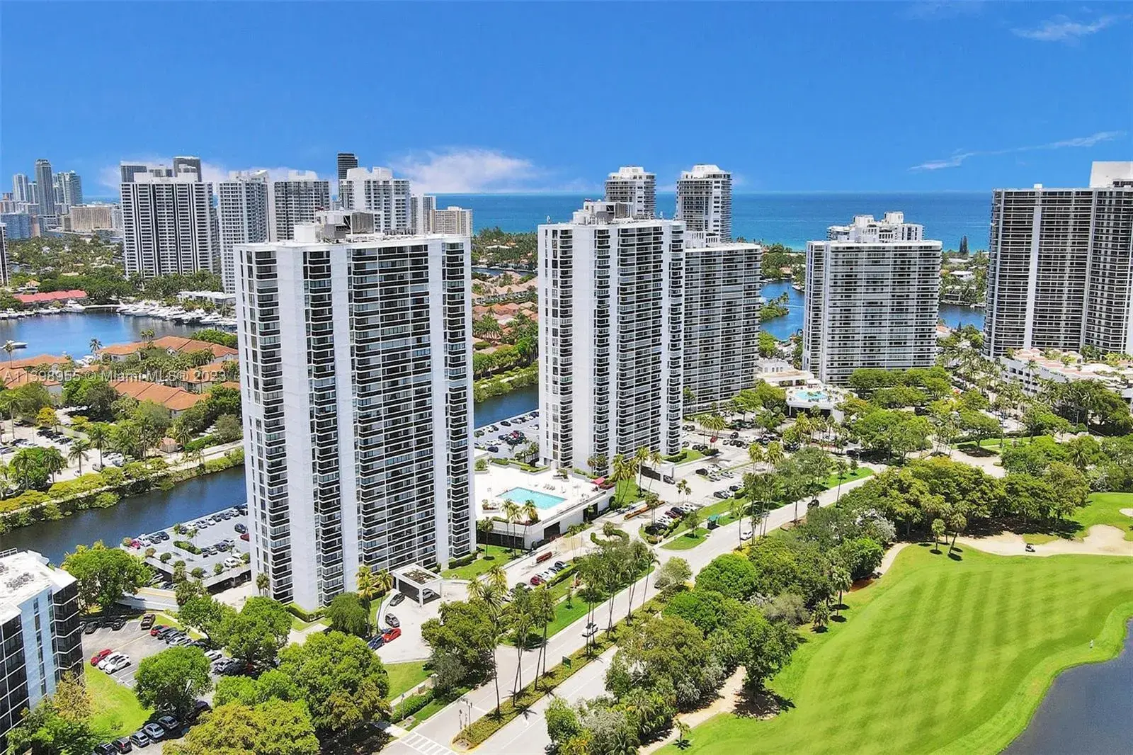 3675 N Country Club Dr # 2110, Aventura FL 33180