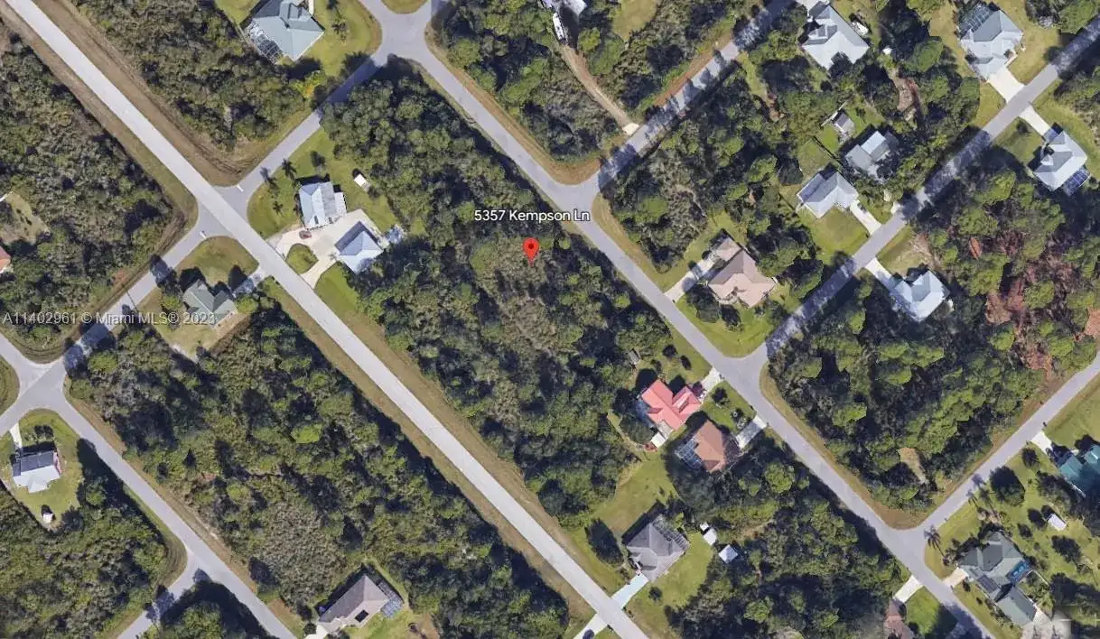5357 Kempson Ln, Port Charlotte FL 33981 photo 2