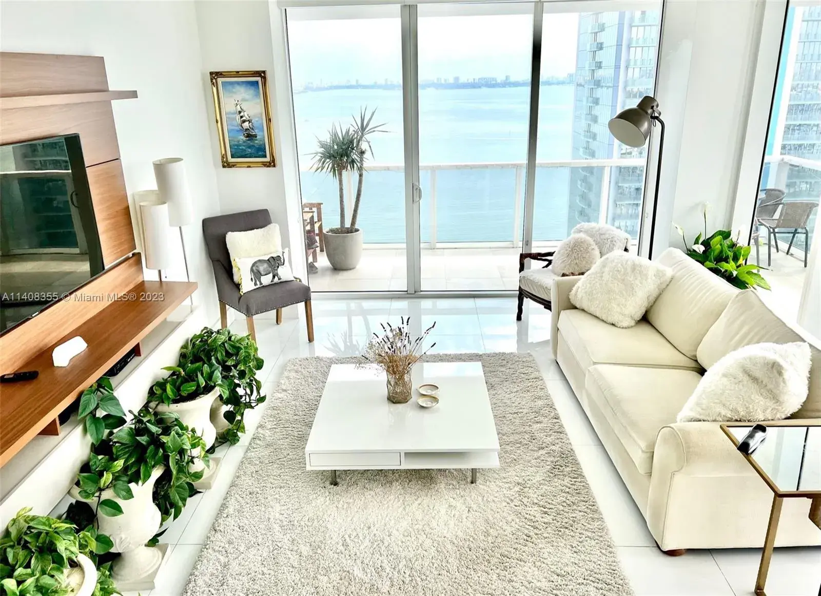 600 NE 27th St # 2605, Miami FL 33137