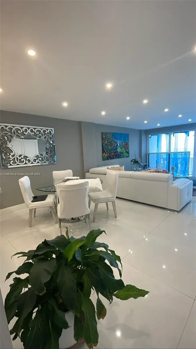 2000 S Ocean Dr # 1202, Fort Lauderdale FL 33316
