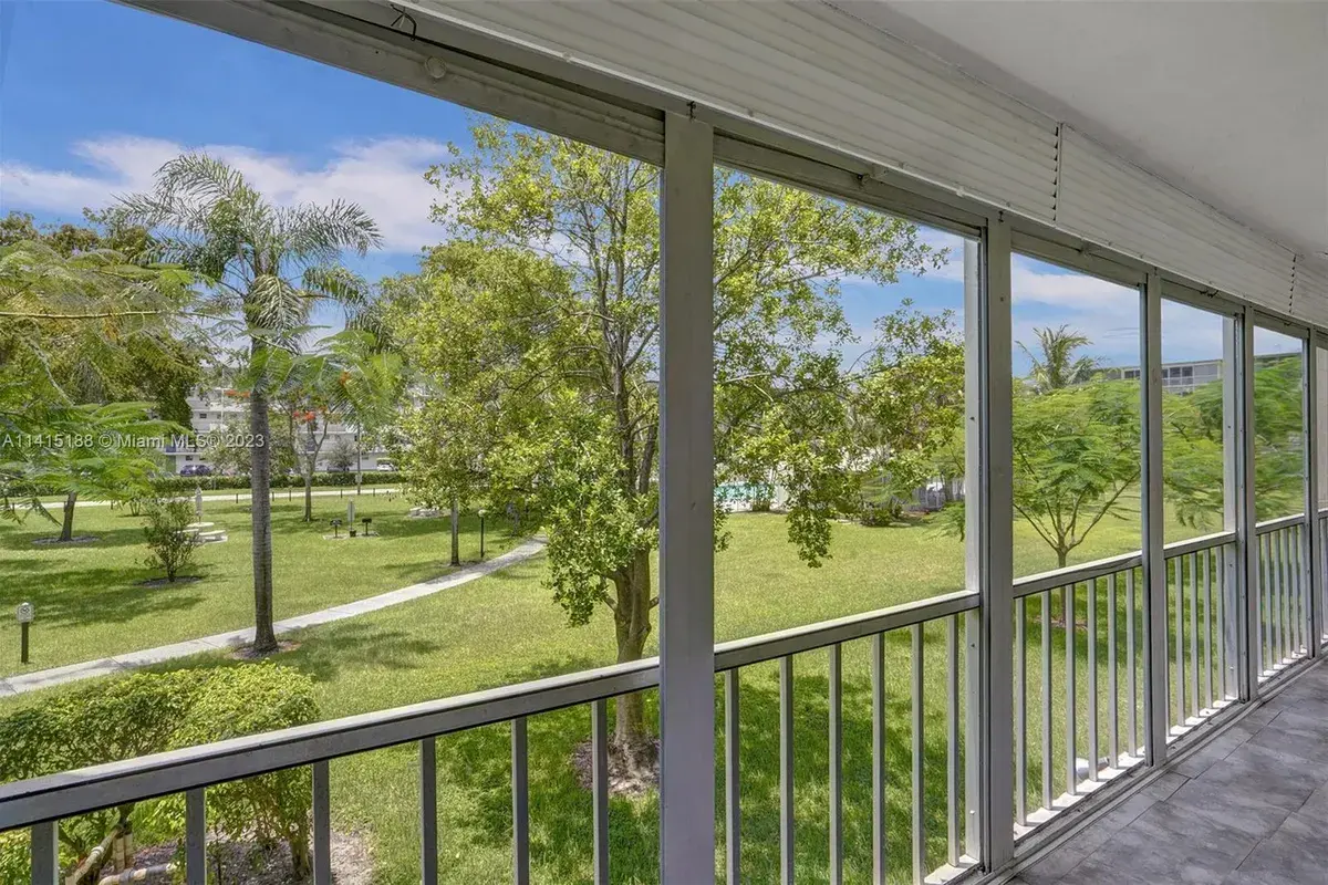 4650 Washington St # 209, Hollywood FL 33021