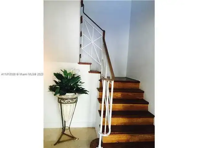 3921 N MERIDIAN AVE # 2B, Miami Beach FL 33140 photo 5