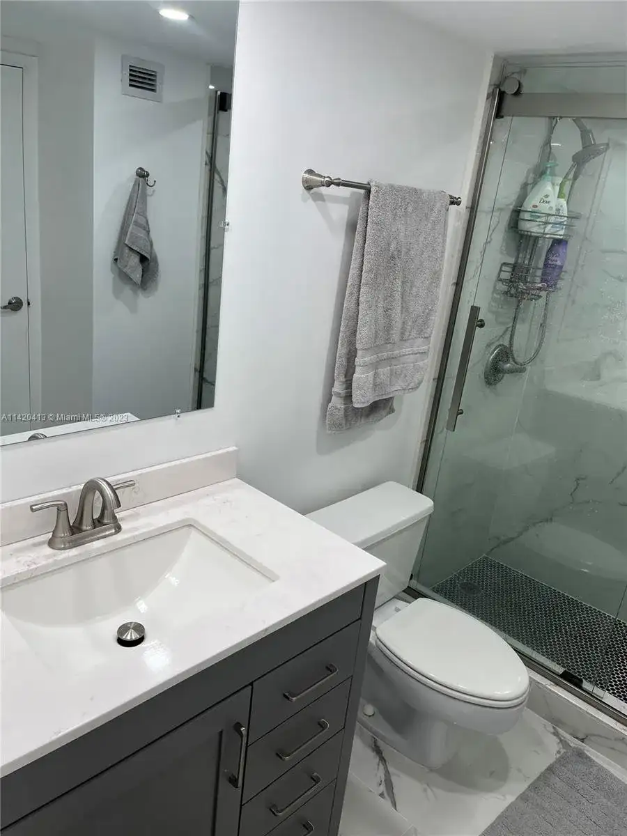 2030 S Ocean Dr # 1602, Hallandale Beach FL 33009 photo 4